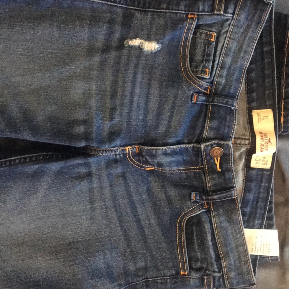 Blue skinny jean